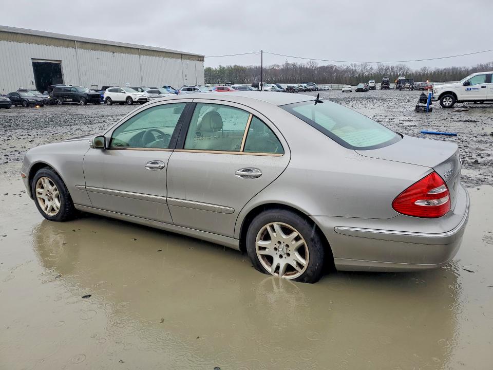 2006 Mercedes-benz E მანქანა იყიდება აუქციონზე, vin: WDBUF56J56A809153, აუქციონის ნომერი: 46028986