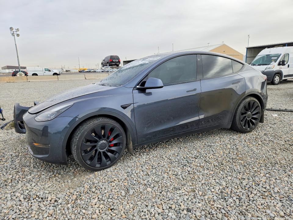Продажа на аукционе авто 2021 Tesla Model Y, vin: 5YJYGDEF0MF139538, номер лота: 46278326