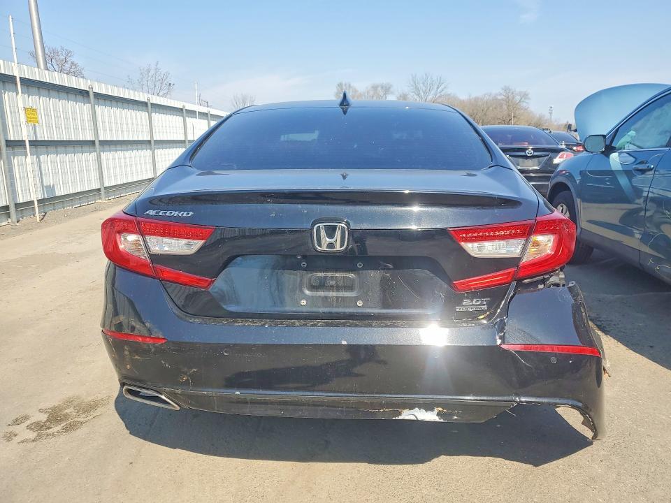 Продаж на аукціоні авто 2018 Honda Accord, vin: 1HGCV2F99JA024567, номер лоту: 46631686