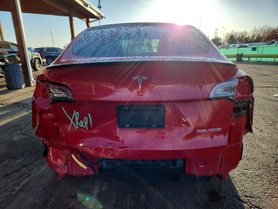 Продаж на аукціоні авто 2022 Tesla Model Y, vin: 7SAYGDEF4NF461961, номер лоту: 45644806