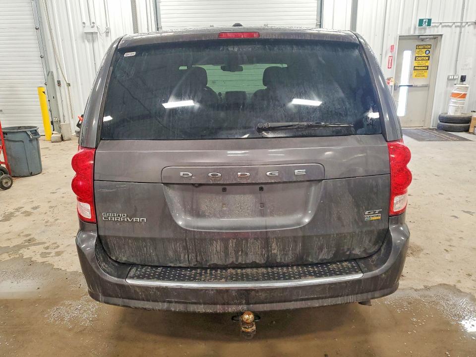 46101446 :رقم المزاد ، 2C4RDGEG3JR216507 vin ، 2018 Dodge Grand Caravan مزاد بيع