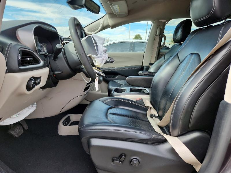 Продажа на аукционе авто 2023 Chrysler Pacifica, vin: 2C4RC1L77PR611690, номер лота: 42009446