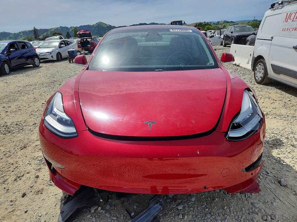 Продажа на аукционе авто 2018 Tesla Model 3, vin: 5YJ3E1EA3JF014533, номер лота: 47779946
