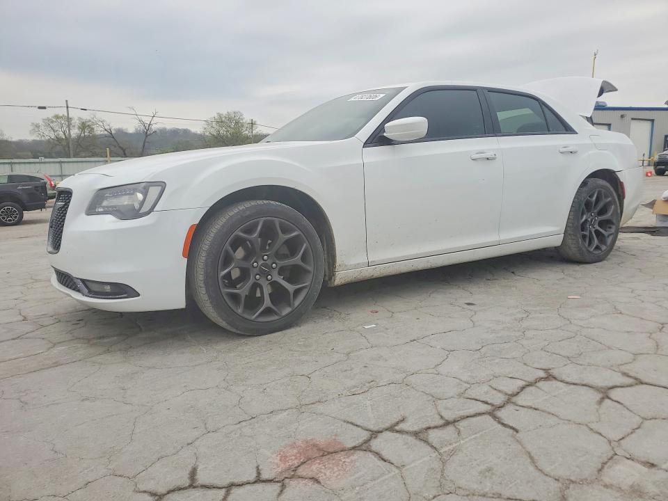 Aukcja sprzedaży 2016 Chrysler 300, vin: 2C3CCABG4GH223897, numer aukcji: 47827606