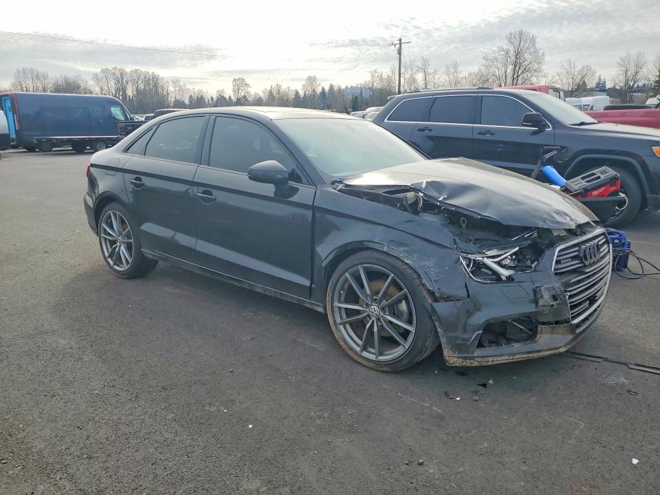 Aukcja sprzedaży 2017 Audi A3, vin: WAUB8GFF8H1037516, numer aukcji: 47106216