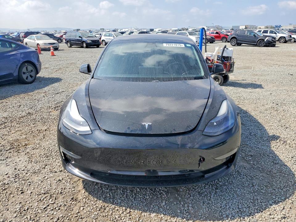 79221815 :رقم المزاد ، 5YJ3E1EA6MF082247 vin ، 2021 Tesla Model 3 مزاد بيع