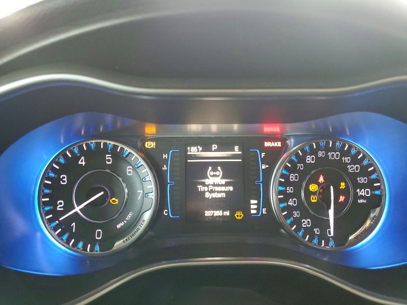 2015 Chrysler 200 მანქანა იყიდება აუქციონზე, vin: 1C3CCCAB8FN715825, აუქციონის ნომერი: 48269846