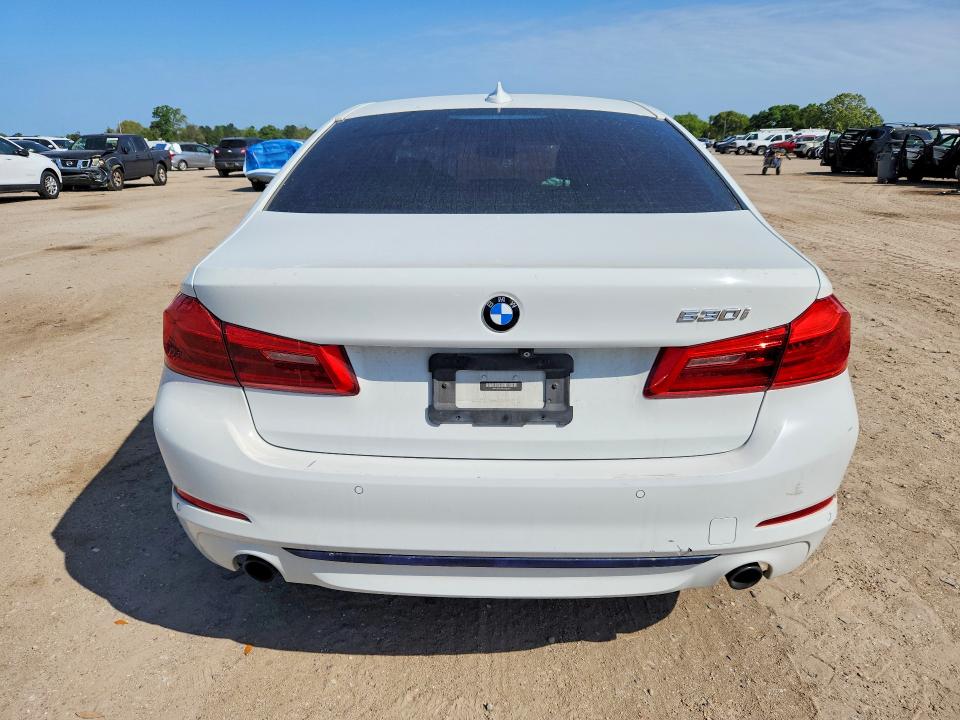 46958236 :رقم المزاد ، WBAJR3C09LCD05507 vin ، 2020 Bmw 530 مزاد بيع