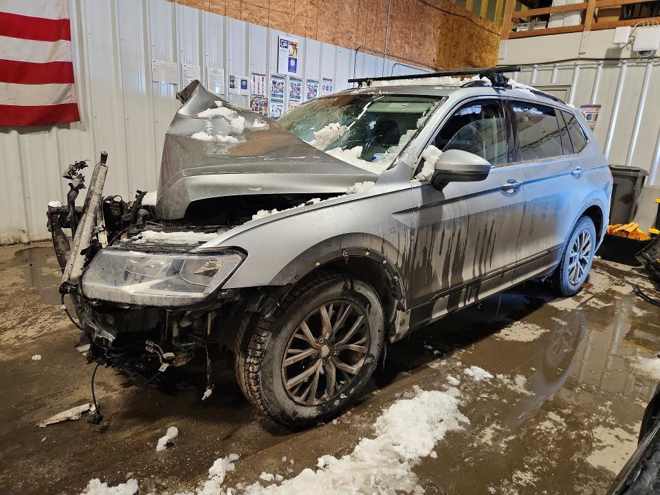 Продажа на аукционе авто 2019 Volkswagen Tiguan, vin: 3VV2B7AX7KM137252, номер лота: 49686886