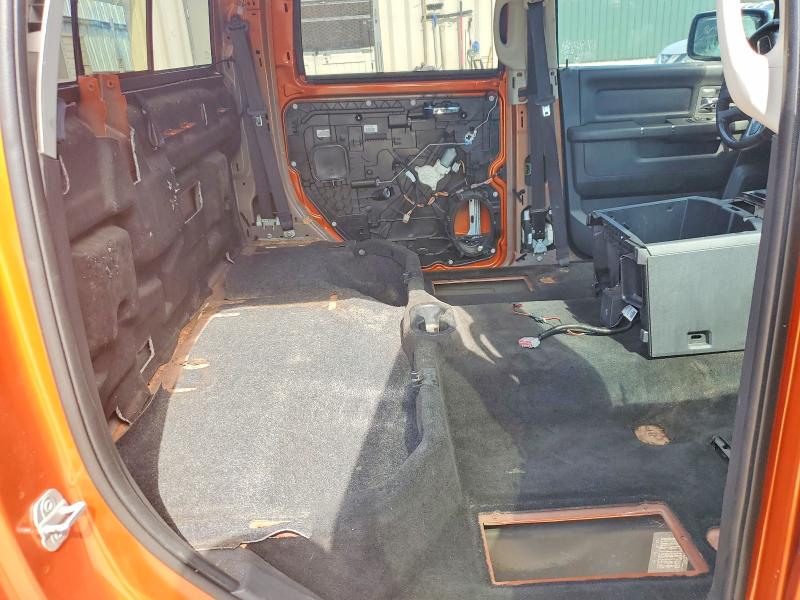 79562525 :رقم المزاد ، 1D7RB1CT7AS166329 vin ، 2010 Dodge Ram 1500 مزاد بيع