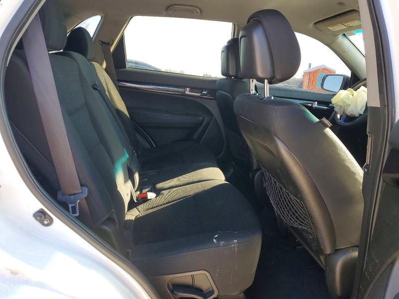 Продажа на аукционе авто 2015 Kia Sorento, vin: 5XYKTCA62FG650889, номер лота: 46915086