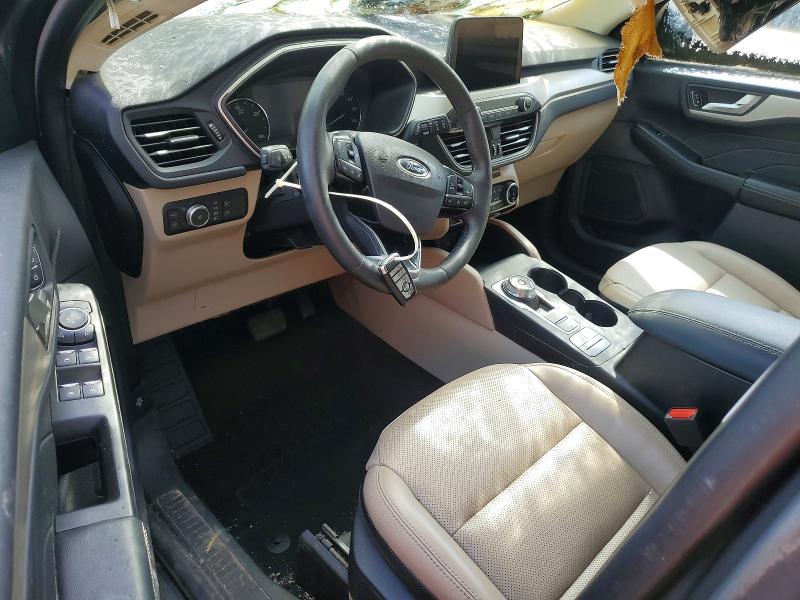 46939416 :رقم المزاد ، 1FMCU0KZ6NUA72037 vin ، 2022 Ford Escape مزاد بيع