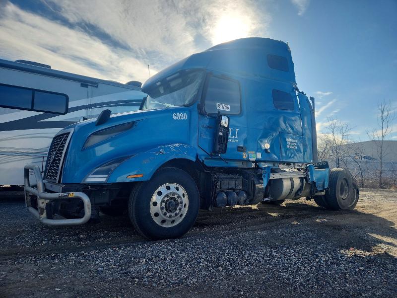 Продаж на аукціоні авто 2024 Volv Vn, vin: 4V4NC9EH7RN646320, номер лоту: 45737796