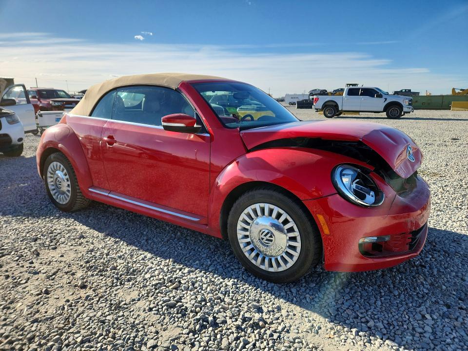 Продажа на аукционе авто 2015 Volkswagen Beetle, vin: 3VW517AT9FM802750, номер лота: 47552936