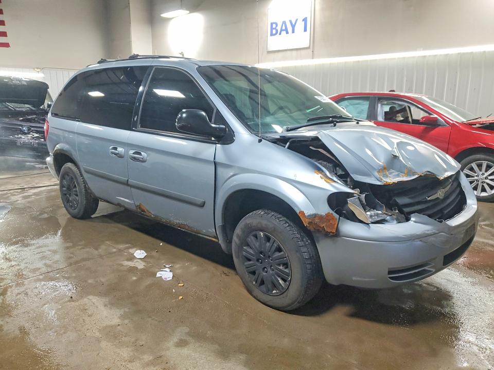2005 Chrysler Town & Country მანქანა იყიდება აუქციონზე, vin: 1C4GP45R75B263168, აუქციონის ნომერი: 42067276