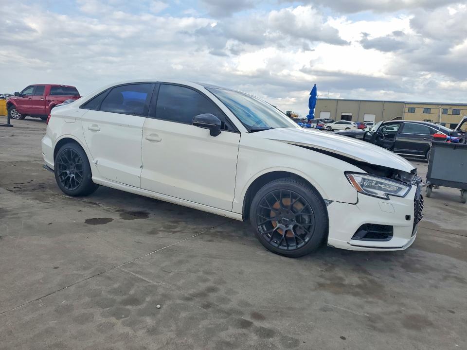Aukcja sprzedaży 2018 Audi A3, vin: WAUAUGFF4J1040443, numer aukcji: 45451346