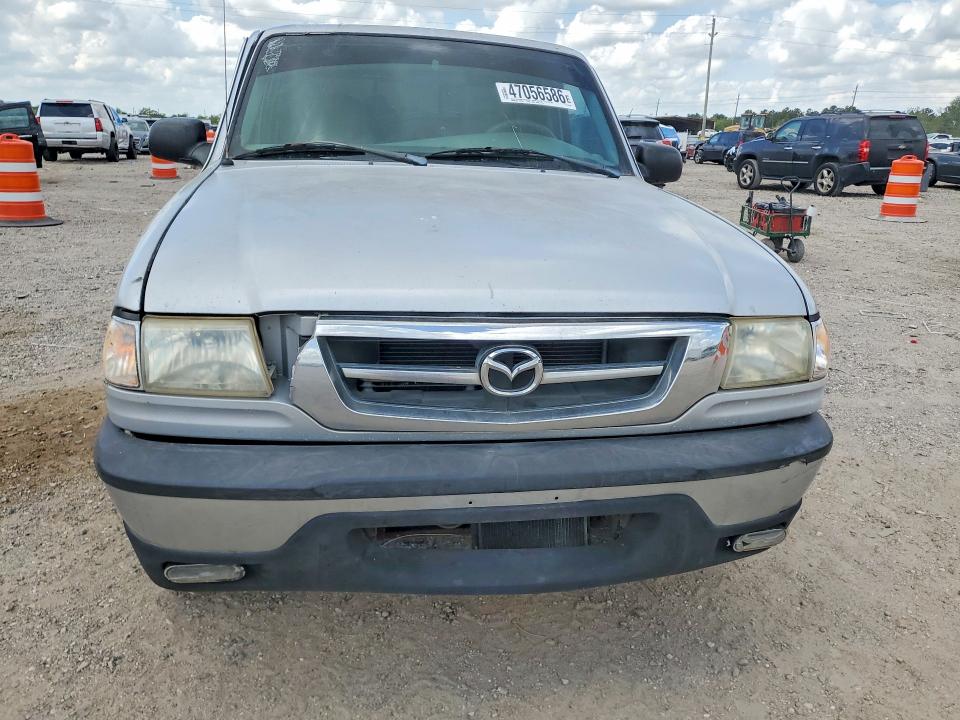 47056586 :رقم المزاد ، 4F4YR16U71TM17955 vin ، 2001 Mazda B3000 مزاد بيع