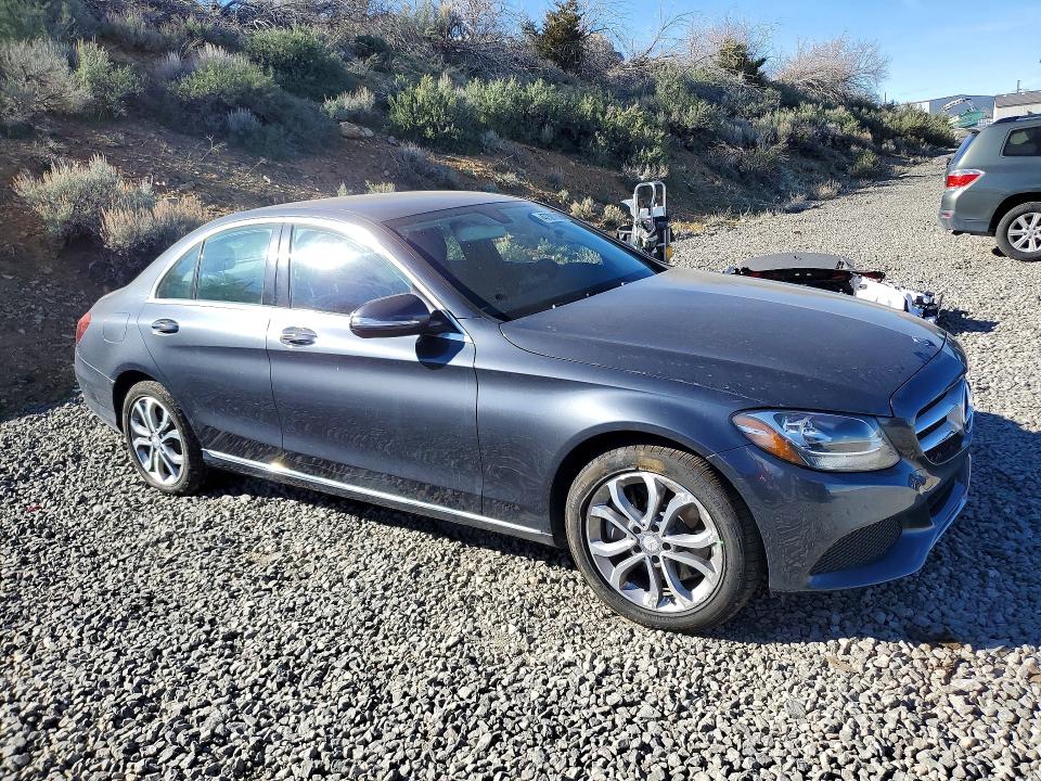 47391666 :رقم المزاد ، 55SWF4KB3FU088131 vin ، 2015 Mercedes-benz C مزاد بيع