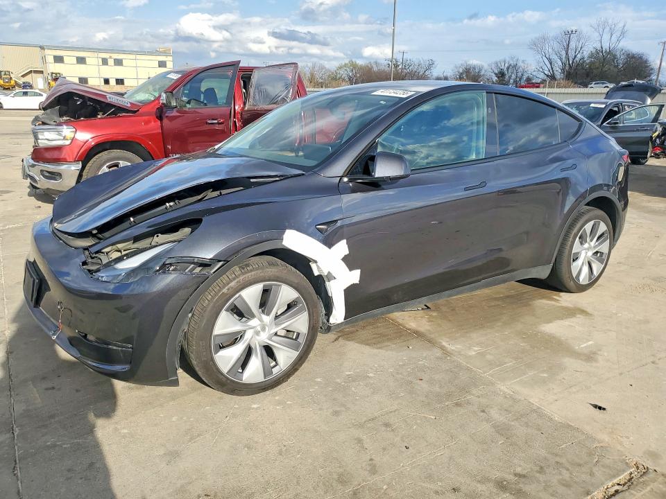 41734256 :رقم المزاد ، 7SAYGDEE1RA267950 vin ، 2024 Tesla Model Y مزاد بيع