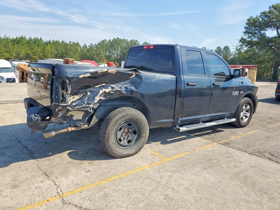 46807976 :رقم المزاد ، 1C6RR6FTXJS132391 vin ، 2018 Ram 1500 مزاد بيع