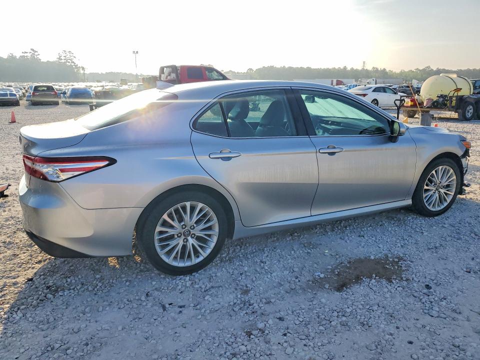 Продажа на аукционе авто 2019 Toyota Camry, vin: 4T1B11HK7KU835229, номер лота: 47966656