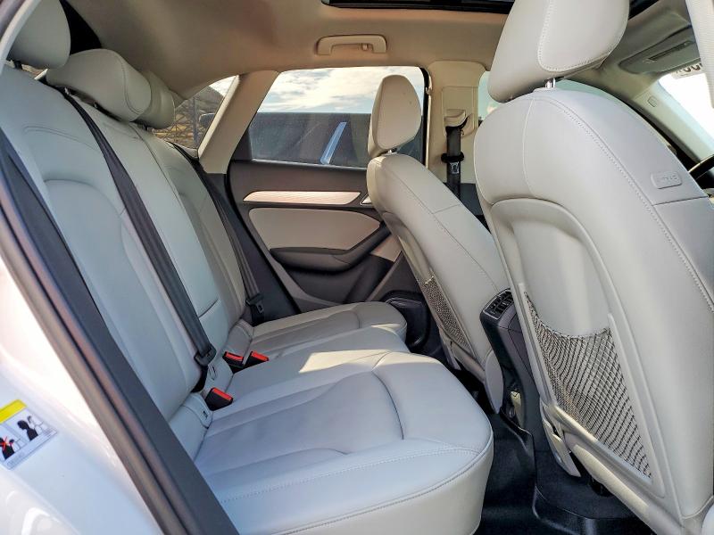 Продажа на аукционе авто 2015 Audi Q3, vin: WA1GFCFS8FR012659, номер лота: 46543656