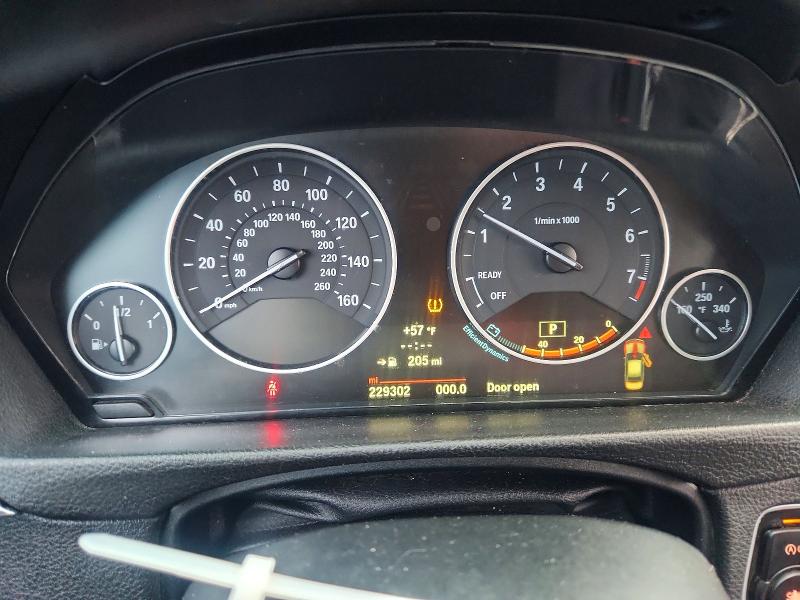 41999736 :رقم المزاد ، WBA3B5C59EP652753 vin ، 2014 Bmw 328 مزاد بيع