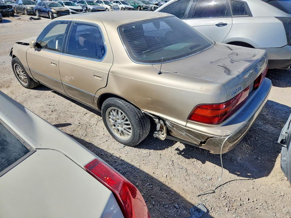 1992 Lexus Ls 400 მანქანა იყიდება აუქციონზე, vin: 126238, აუქციონის ნომერი: 74159375