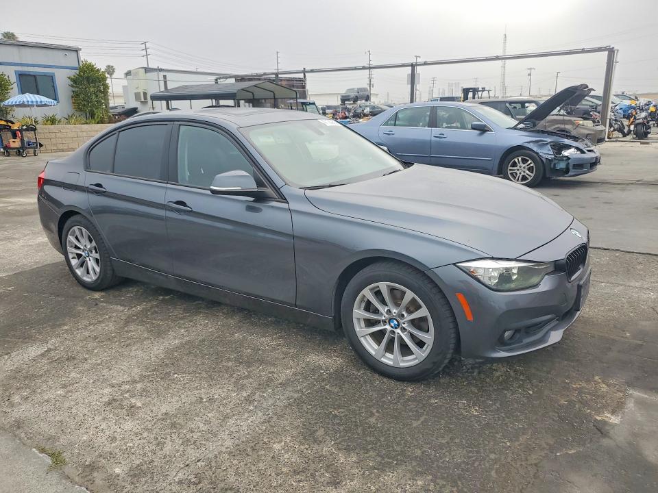 Продаж на аукціоні авто 2017 Bmw 320, vin: WBA8A9C37HK864356, номер лоту: 47108956
