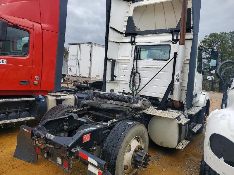 2017 Volvo Vnl მანქანა იყიდება აუქციონზე, vin: 4V4N39TGXHN988031, აუქციონის ნომერი: 77429885