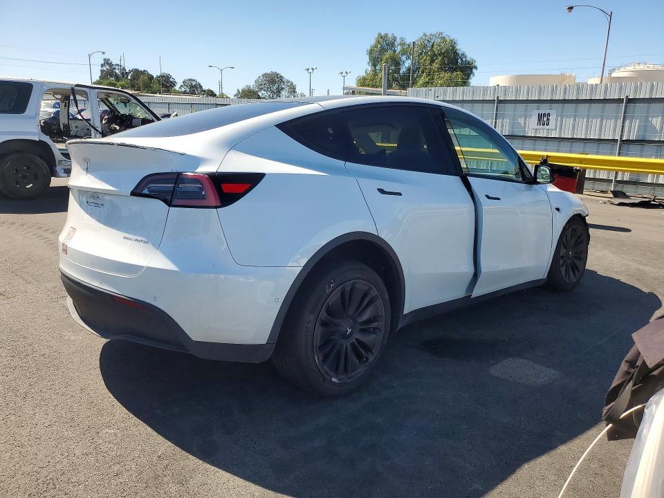 41962066 :رقم المزاد ، 5YJYGDEE3MF090942 vin ، 2021 Tesla Model Y مزاد بيع