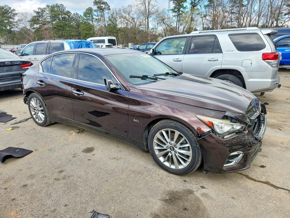 41967626 :رقم المزاد ، JN1EV7AP8JM356639 vin ، 2018 Infiniti Q50 مزاد بيع