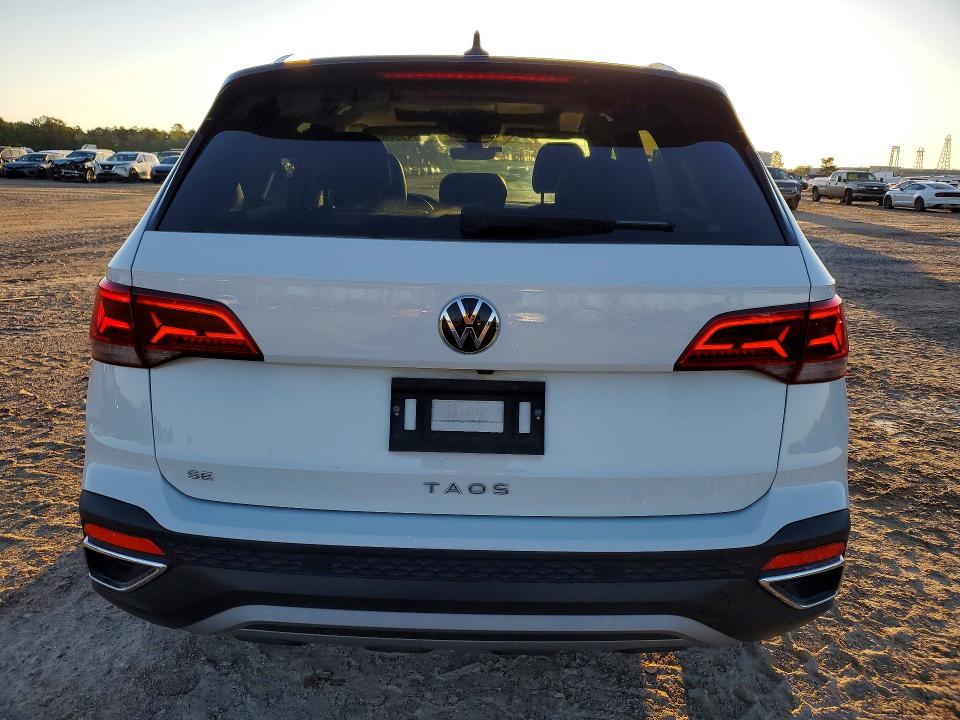 45549056 :رقم المزاد ، 3VVEX7B23RM004886 vin ، 2024 Volkswagen Taos مزاد بيع