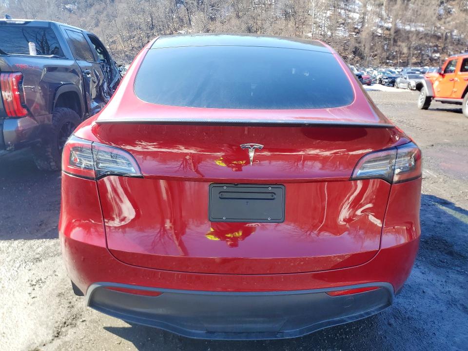 2024 Tesla Model Y მანქანა იყიდება აუქციონზე, vin: 7SAYGDED1RF093274, აუქციონის ნომერი: 79999985