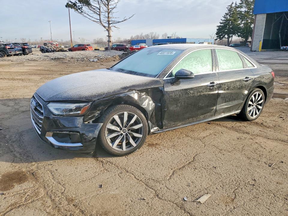 46977026 :رقم المزاد ، WAUBBAF47NN010857 vin ، 2022 Audi A4 مزاد بيع