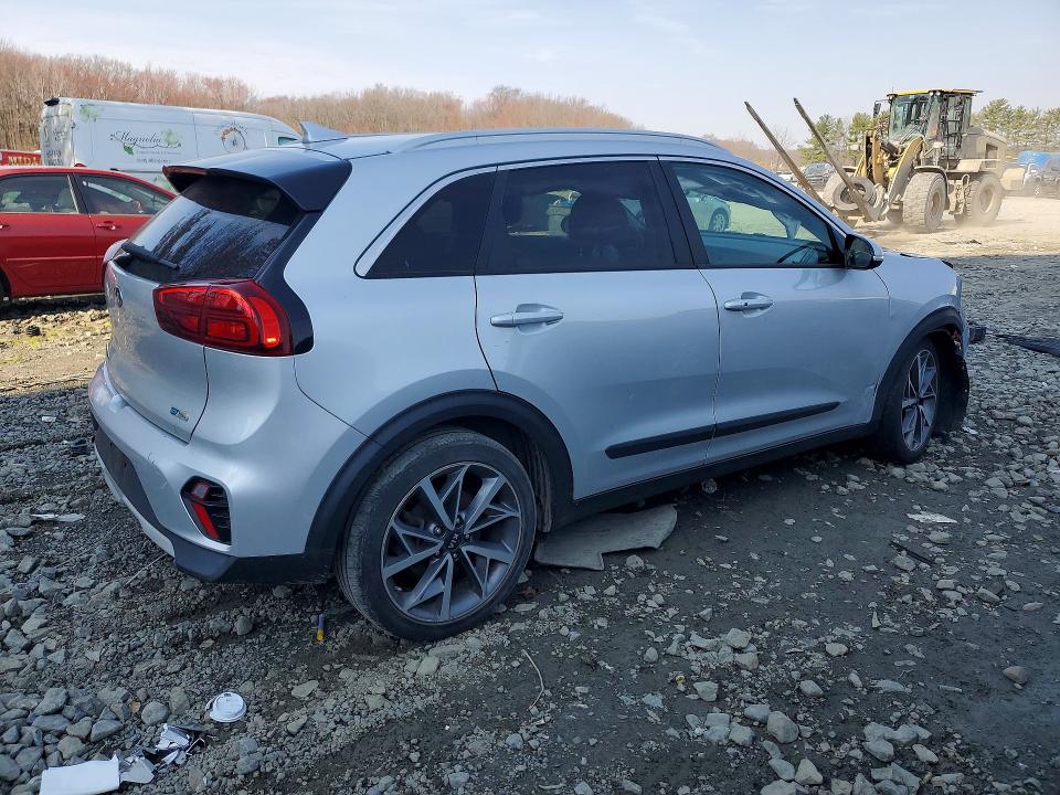 46507286 :رقم المزاد ، KNDCC3LC1L5421678 vin ، 2020 Kia Niro مزاد بيع