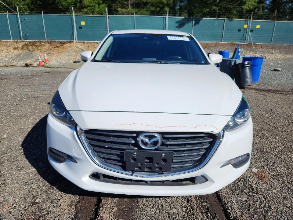 47672106 :رقم المزاد ، 3MZBN1V38JM205404 vin ، 2018 Mazda 3 مزاد بيع