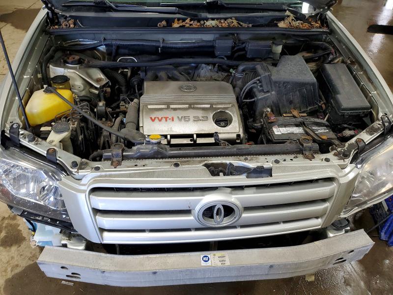 45756996 :رقم المزاد ، JTEEP21A540031444 vin ، 2004 Toyota Highlander مزاد بيع