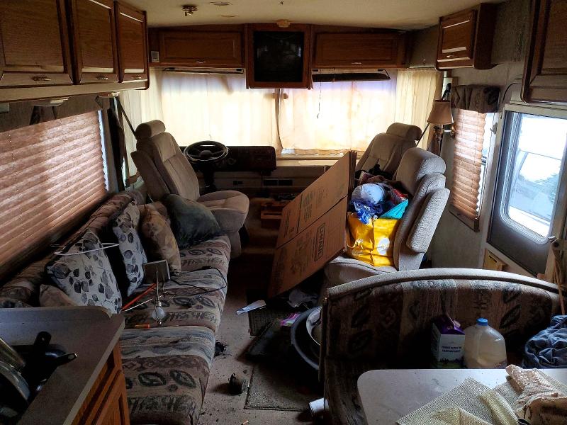 Aukcja sprzedaży 1998 Winnebago Motorhome, vin: 1GBLP37J2V3313473, numer aukcji: 78464485
