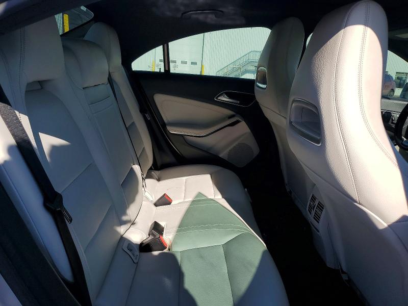 2015 Mercedes-benz Cla მანქანა იყიდება აუქციონზე, vin: WDDSJ4GB4FN177771, აუქციონის ნომერი: 79062695