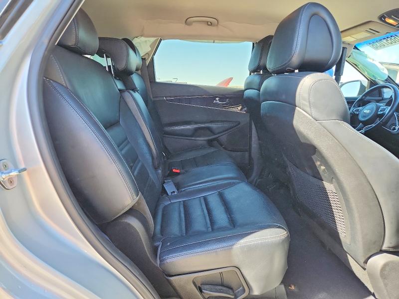 Продажа на аукционе авто 2016 Kia Sorento, vin: 5XYPHDA53GG165036, номер лота: 46657036