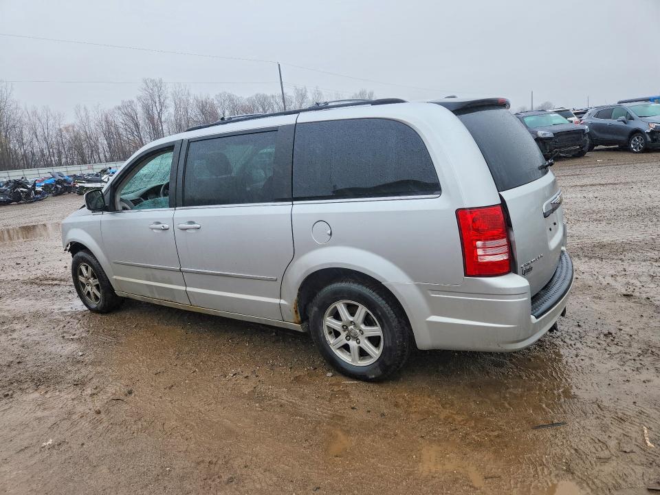 2010 Chrysler Town & Country მანქანა იყიდება აუქციონზე, vin: 2A4RR5D1XAR253812, აუქციონის ნომერი: 45532946
