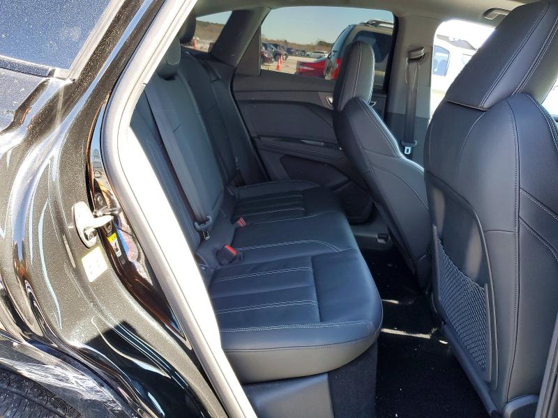 Auction sale of the 2024 Audi Q4 E-tron, vin: WA142BFZ3RP012977, lot number: 46477126