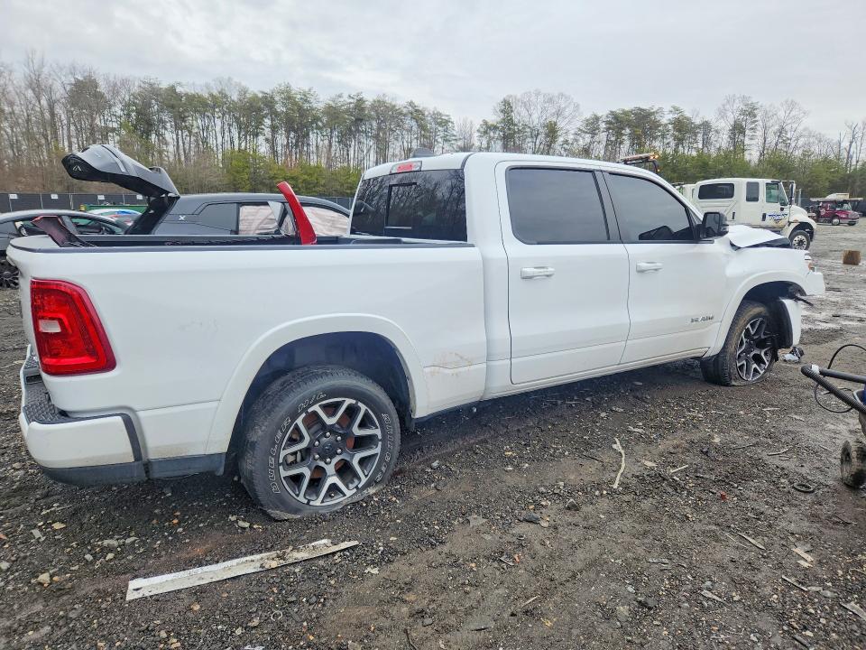 Продаж на аукціоні авто 2025 Ram 1500, vin: 1C6SRFRP9SN533303, номер лоту: 79901845