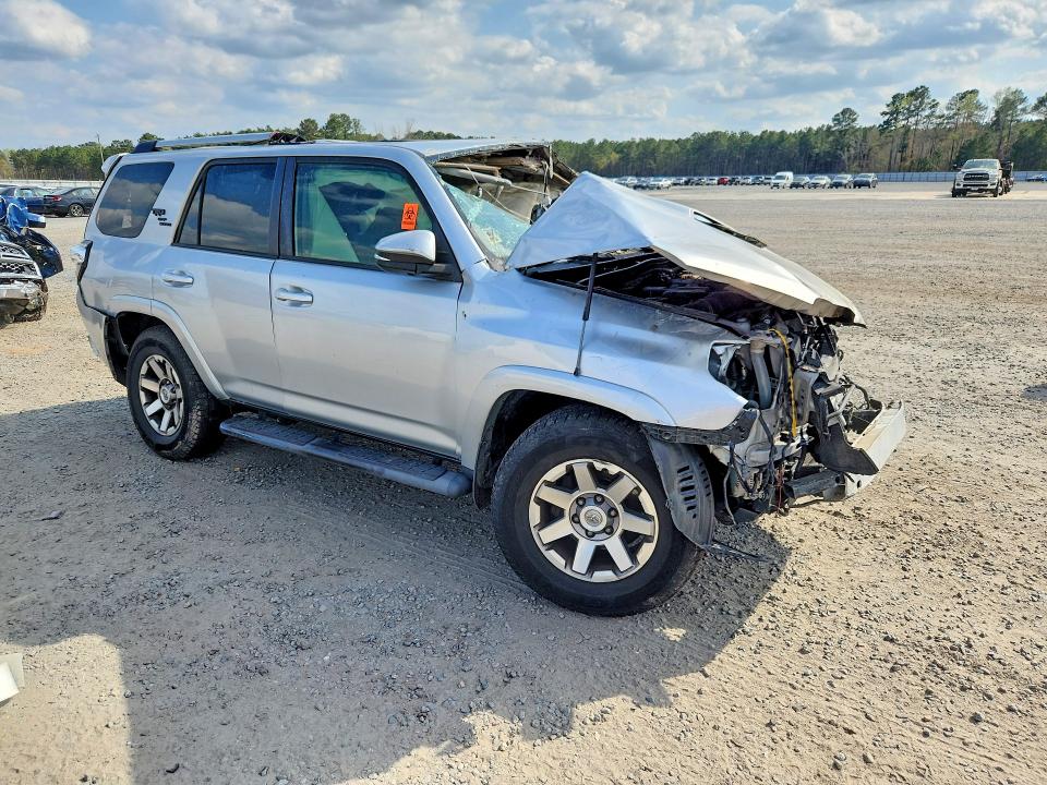 2016 Toyota 4runner მანქანა იყიდება აუქციონზე, vin: JTEBU5JR0G5325828, აუქციონის ნომერი: 47520626