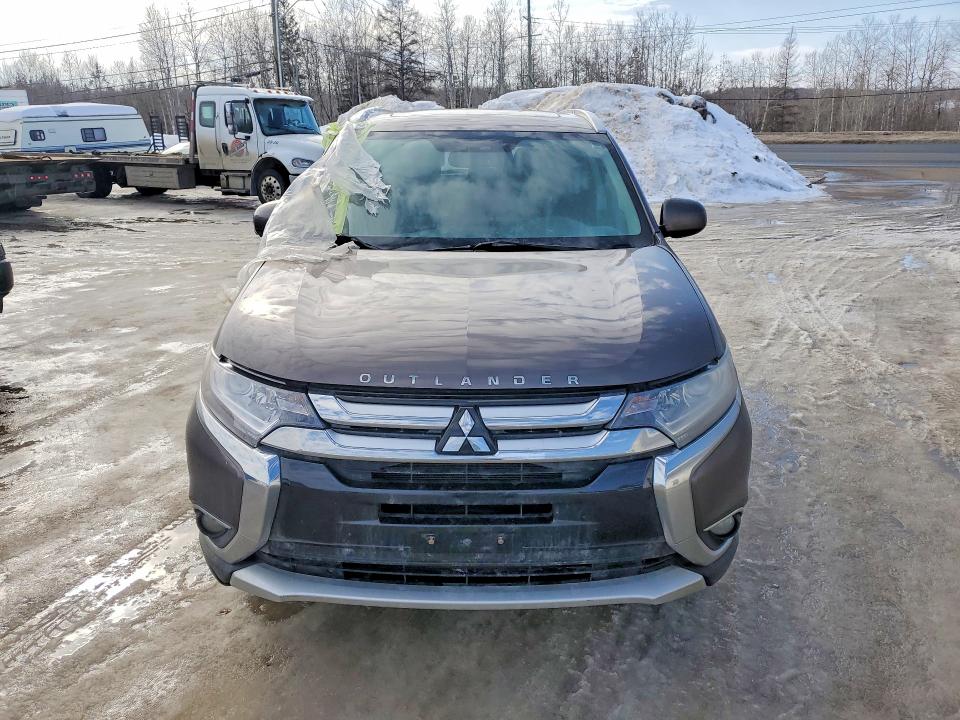 2016 Mitsubishi Outlander მანქანა იყიდება აუქციონზე, vin: JA4AZ2A39GZ611353, აუქციონის ნომერი: 79468395