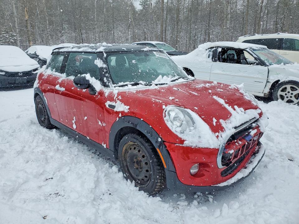 45660956 :رقم المزاد ، WMWXP5C53J2D71741 vin ، 2018 Mini Cooper مزاد بيع