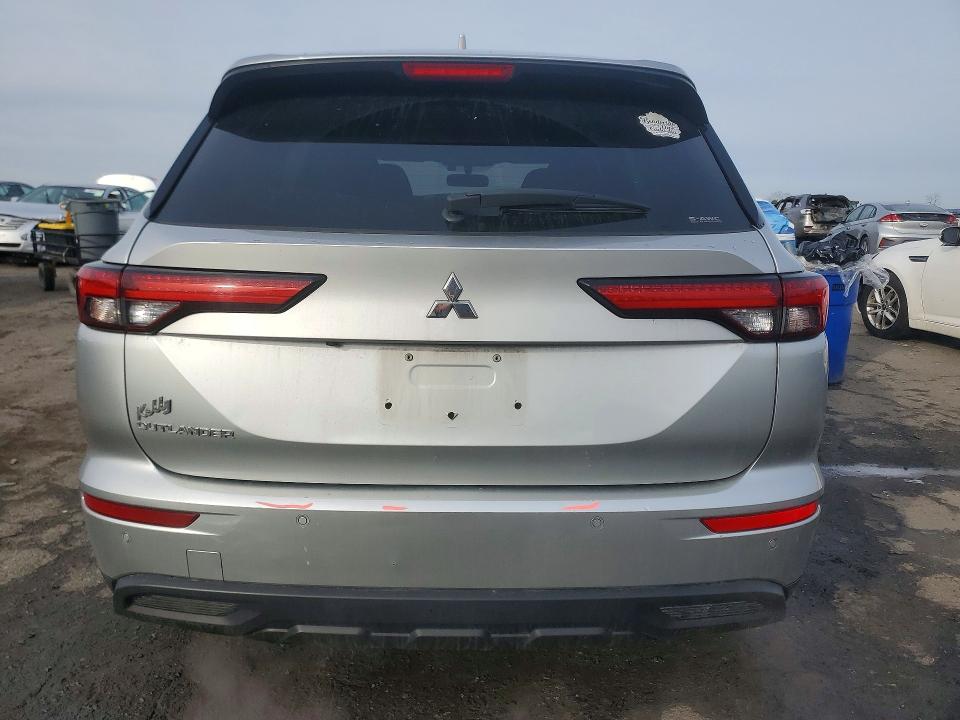 46035746 :رقم المزاد ، JA4J4TA84NZ027861 vin ، 2022 Mitsubishi Outlander مزاد بيع