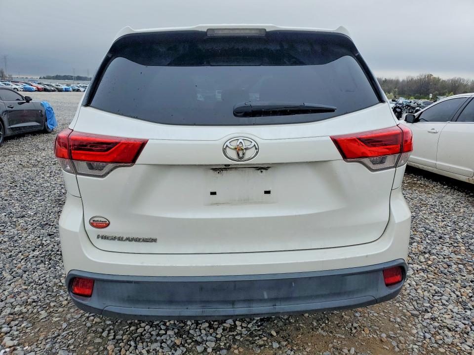 2018 Toyota Highlander მანქანა იყიდება აუქციონზე, vin: 5TDZZRFH6JS245866, აუქციონის ნომერი: 41846546