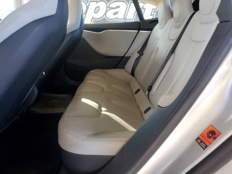 47648826 :رقم المزاد ، 5YJSA1H14EFP63625 vin ، 2014 Tesla Model S مزاد بيع